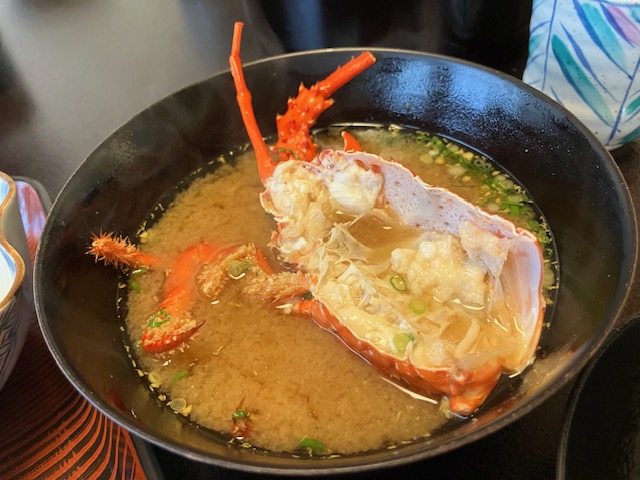 伊勢海老の味噌汁